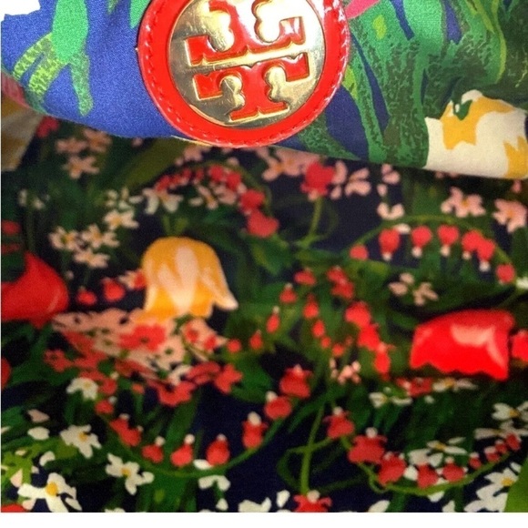 Tory Burch Large Purse Shoulder Bag Tote Black Red Logo Floral Lined Zip Pockets - Picture 4 of 8